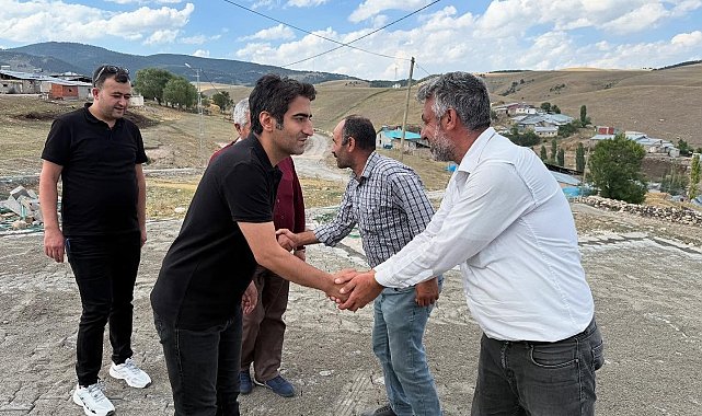 Sarıkamış Kaymakamı Aslantatar kilitli parke taşı çalışmaları yerinde gördü