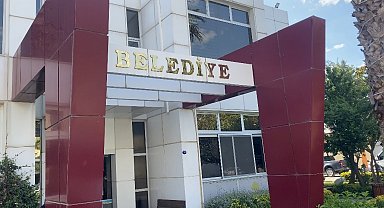 Seferihisar Belediyesine yönelik operasyonda 7 şüpheli adliyede