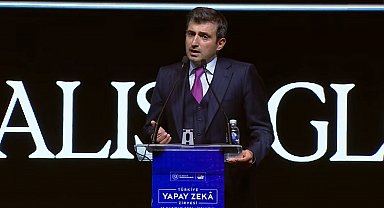 Selçuk Bayraktar: "Gayemiz, insanın makineleştiği değil teknolojinin insana hizmet ettiği adil bir dünya inşa etmek"