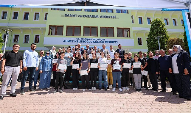 Selçuklu Sanat ve Tasarım Atölyesi'nde yıl sonu sergisi ile dönem tamamlandı