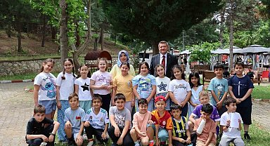 Şeyh Edebali Türbesi'nde öğrencilerden tarih yolculuğu