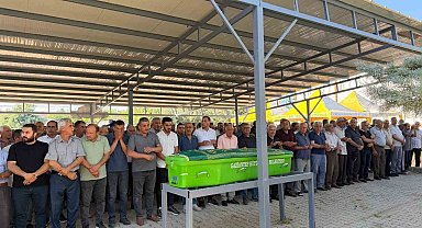 Sınava giderken kazada ölen genç toprağa verildi