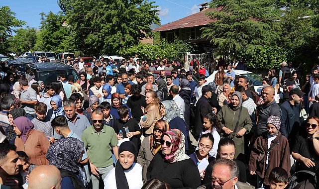 Sınava gireceği merkezi karıştıran öğrenci son anda sınava yetiştirildi