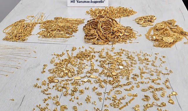 Sınır Kapısı'nda 5 kilo altın ele geçirildi