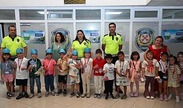 Sinop'ta minik öğrencilere polis mesleği tanıtıldı