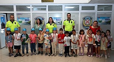 Sinop'ta minik öğrencilere polis mesleği tanıtıldı
