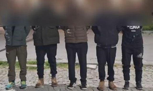 Sivas'ta 8 düzensiz göçmen yakalandı, 3 kişi tutuklandı