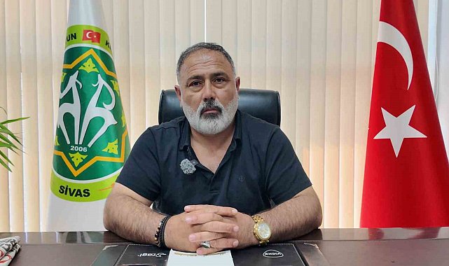 Sivas'ta resmi izinli ilk yabancı Çobanlar göreve başladı