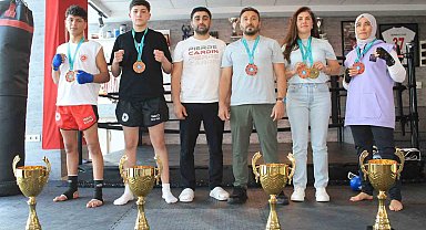 Sivaslı kick boksçular, Dünya Kupası'na damga vurdu