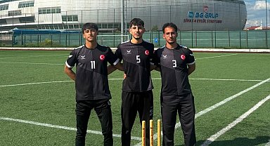 Sivaslı sporcular milli takım yolunda