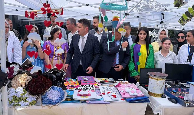 Siverek'te "Maarifin Kalbinde Marifetli Gençlik" fuarı açıldı