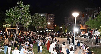 Siverek'te sıcak yaz akşamlarında sıra gecesi etkinliği