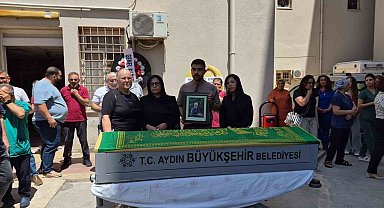 Söke'nin sevilen doktoru Op. Dr. Kaplan, gözyaşlarıyla uğurlandı