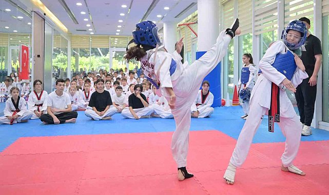 Spor okullarının minik yıldızları hünerlerini sergiledi