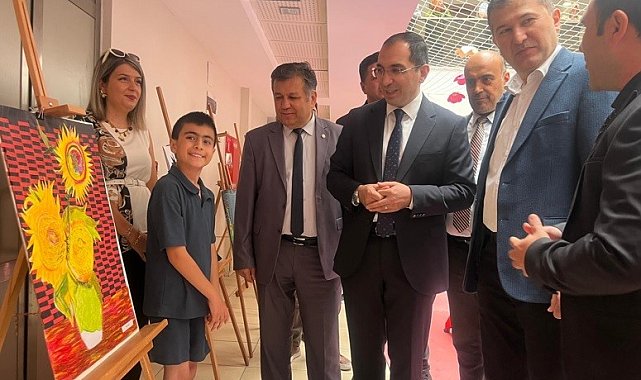 Tavşanlı'da 'Özel' öğrenciler içlerindeki cevheri eserlerine yansıttı