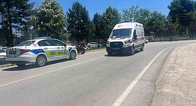 Tavşanlı'da motosiklet kazası, kask hayat kurtardı