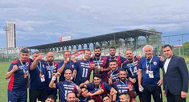 TİESF'de şampiyon Niğde Sağırlar Spor Kulübü oldu