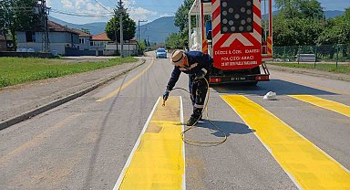 Trafik güvenliği için kasisler boyandı