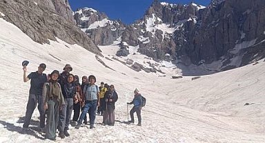 Türkiye'nin dört bir yanından Cilo'ya doğa akını