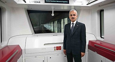 Ulaştırma ve Altyapı Bakanı Uraloğlu: "120 kilometre hıza ulaşan bir raylı metro hattından bahsediyoruz"