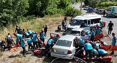 UMKE ekiplerinden kaza tatbikatı