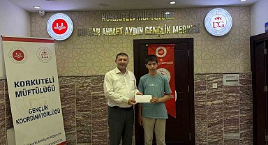 Umre ödüllü Gençlik Bilgi Yarışması'nın il birincisi Korkuteli'den