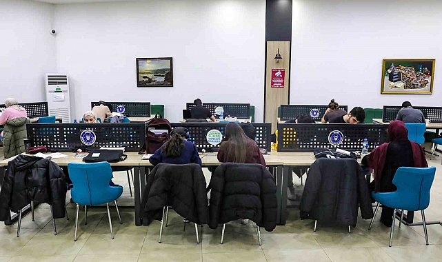 Üniversite adayları için deneme sınavı
