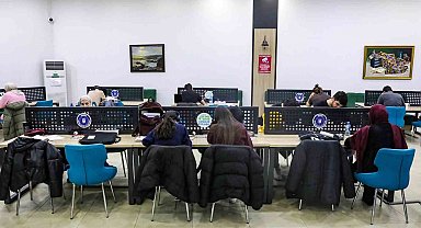 Üniversite adayları için deneme sınavı
