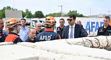 Uşak Valisi Kartal'dan AFAD'a ziyaret