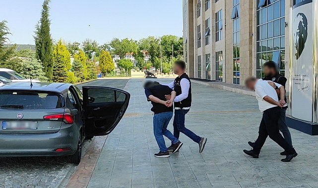 Uşak'ta uyuşturucu operasyonlarında gözaltına alınan 16 şüpheli tutuklandı