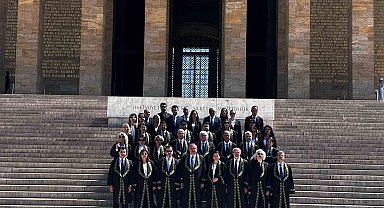 Uyuşmazlık Mahkemesi Başkanı Güleç, Anıtkabir'i ziyaret etti