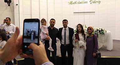 Uzmanı açıkladı: "Eğitim ve kariyer planları evlilik yaşını artırdı, kredi yaşı 35 olabilir"