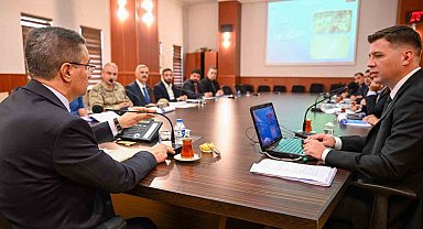 Vali Aydın Baruş Palandöken'de