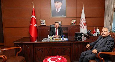 Vali Hacıbektaşoğlu, İl Müftüsü Demir'i kabul etti
