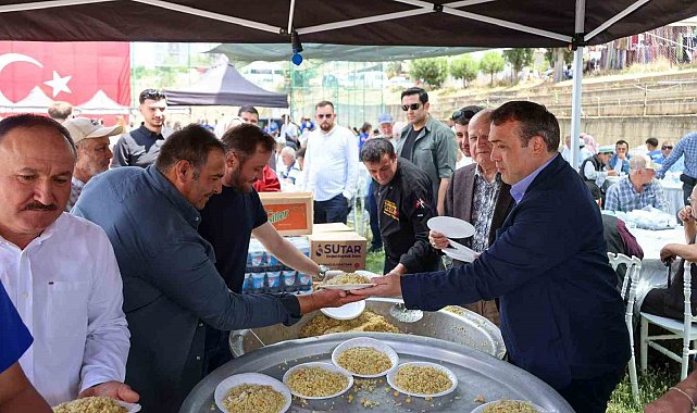 Vali Sözer Hıdırellez şenliklerinde vatandaşlarla buluştu