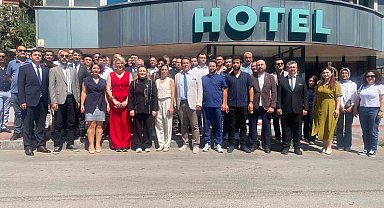 Veteriner Hekim-Sen Genel Başkanı Mutluer: "İnsan ve hayvan sağlığını korumak istiyorsanız yeterli sayıda veteriner hekime sahip olmalısınız"