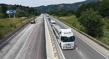 Yalova-Bursa kara yolunda asfaltlama çalışması devam ediyor