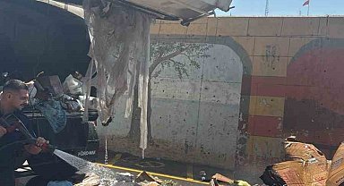 Yalova'da sürücü yanan çöp kamyonunu itfaiyeye götürdü
