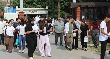 YKS maratonunda manzara değişmedi, geç kalanlar sınava alınmadı