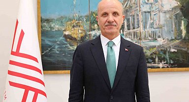 YÖK Başkanı Özvar: "Türkiye'nin yarınlarını inşa edecek siz gençlerimize güveniyoruz"