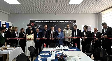 Yüksekova'da 'Astronomi, Havacılık ve Uzay Atölyesi' açıldı