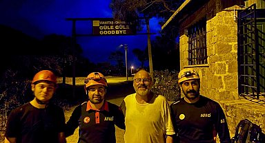 Yürüyüş sırasında yolunu kaybeden turisti AFAD kurtardı