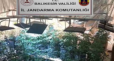 Zehir tacirlerinin yeni sistemini jandarma çökertti