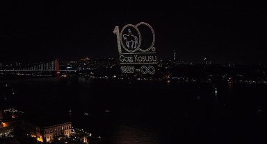100. Gazi Koşusu Resepsiyonunda gökyüzünde görsel şölen