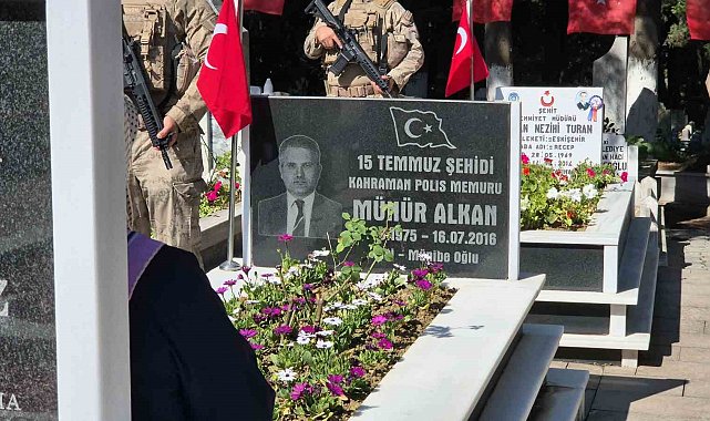 15 Temmuz şehidi Münür Alkan kabri başında anıldı