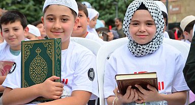 15 Temmuz şehitlerine vefa: 600 çocuk Kur'an-ı Kerim okudu