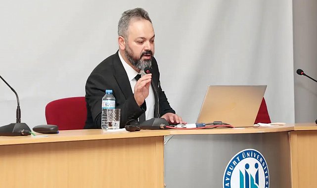 'Direnişten Dirilişe' konferansında darbeler ele alındı