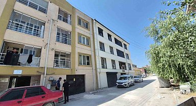 9 metre yükseklikten düşen 3 yaşındaki çocuk ağır yaralandı