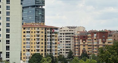 ABD Başkanı Trump'ın kalacağı otelin karşısına Filistin bayrağı asıldı