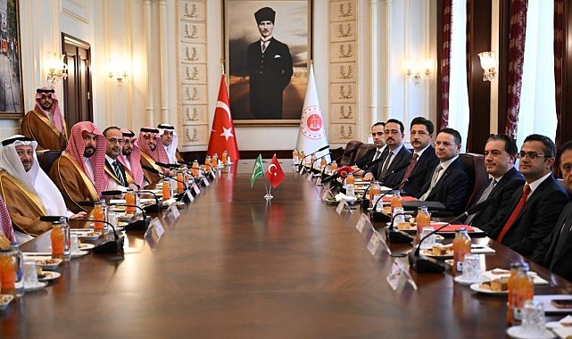 Adalet Bakanı Gürlek, Suudi mevkidaşı Al Smani ile bir araya geldi